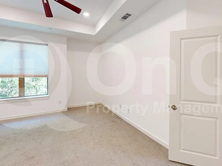 416 Harmon Dr — Photo 9