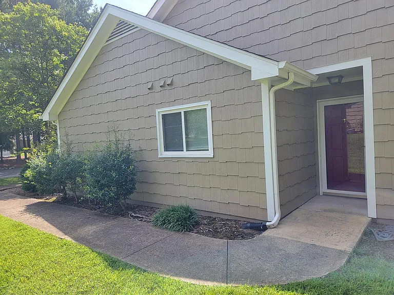 4200 Pin Oak Dr — Photo 13