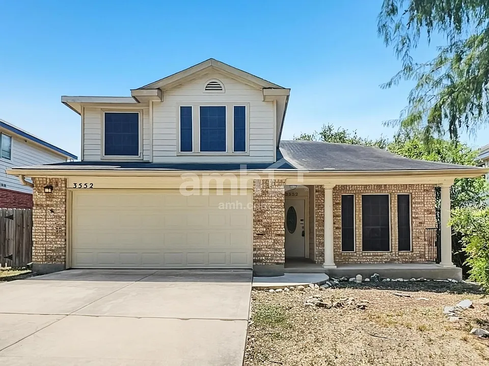 3552 Peachtree Ln