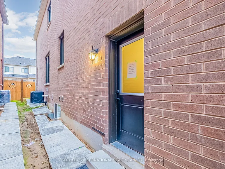 36 Quinton Rdg #UPPER — Photo 42