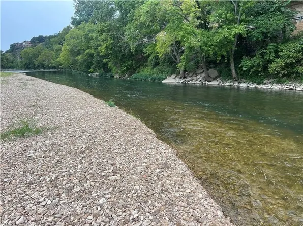 Park St, Noel, MO 64854