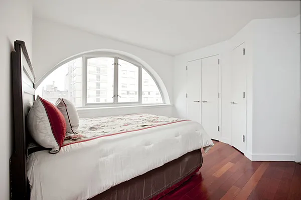 Rented by Skygroup Realty | media 5