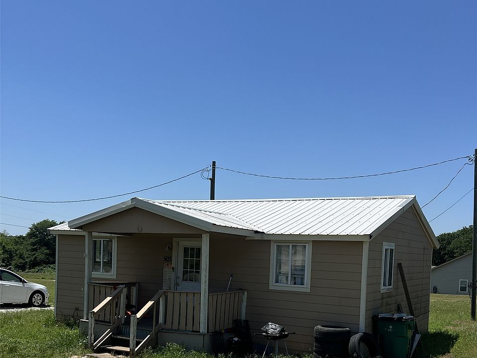 2nd image of 503 Captains Cutt Rd