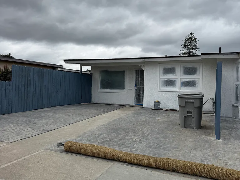 6205 Hughes St — Photo 1