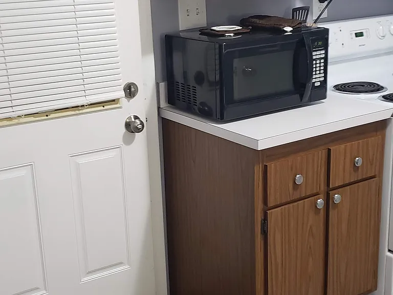 1389 Hibiscus St #GUEST HOUSE — Photo 14
