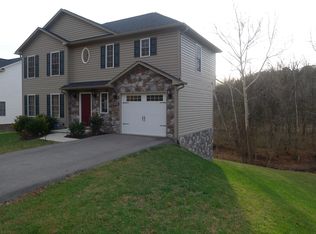 2850 Green Ridge Rd NW, Roanoke, VA 24019