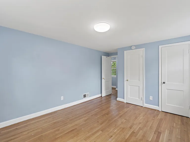 7210 Dartmouth Ave — Photo 8