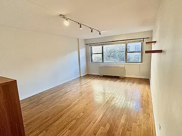 330 East 49th Street image 1 of 12