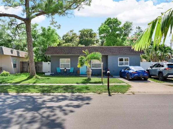 12316 Eldon Dr, Largo, FL 33774