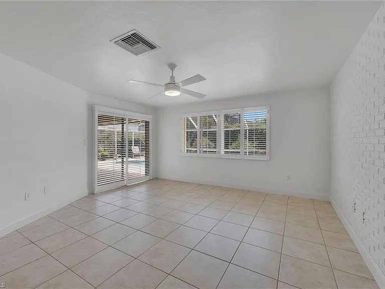 656 Binnacle Dr — Photo 6