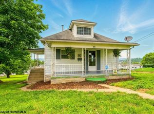 306 Clark St, Fairmont, WV 26554