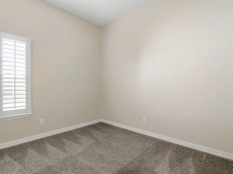 925 Louisiana Downs Ave — Photo 20