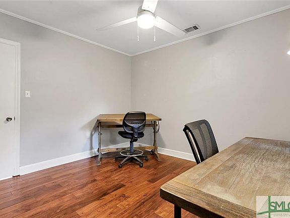 2nd image of 2305 Bona Bella Ave