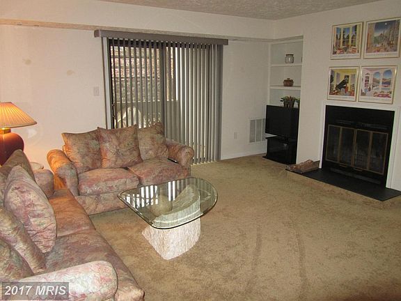 3rd image of 912 Windbrooke Dr #912