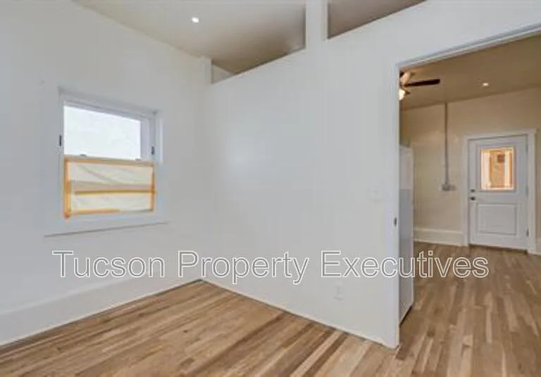 85 W Simpson St — Photo 13