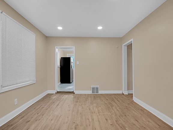 4th image of 17421 Lumpkin St #1