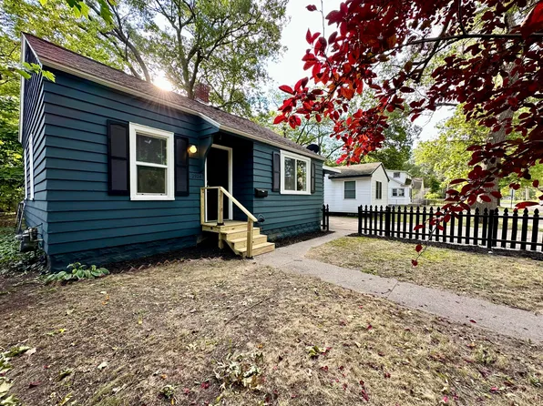 2924 Temple St, Muskegon Heights, MI 49444
