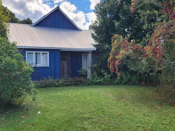 3031 W Cedar Rd, Hessel, MI 49745