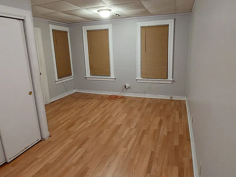 266 Pine St #B — Photo 5