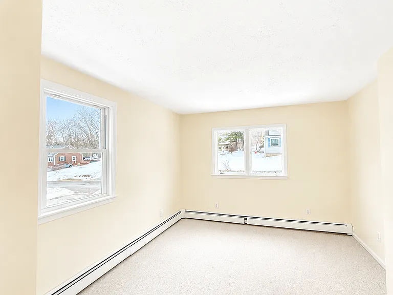 35 Fox Hill Rd #1 — Photo 4