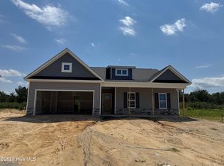 201 Ashley Heights Dr, Aberdeen, NC 28315