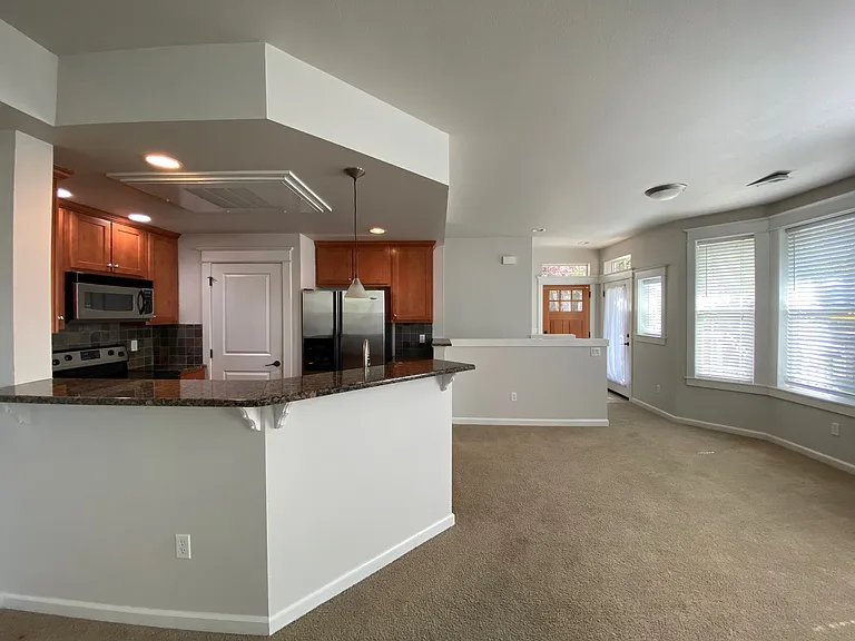 kitchen/dining space