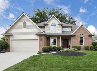 4631 Barnwood Dr, Grove City, OH