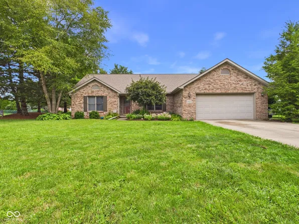 1413 N Fairview Ave, Alexandria, IN 46001