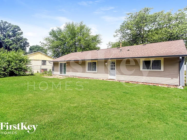 5837 Walsham Way — Photo 15