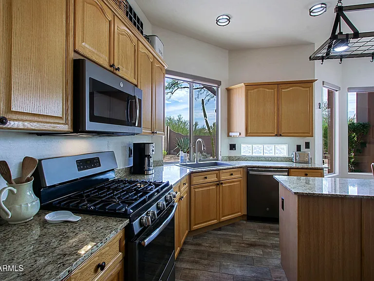 6879 E Amber Sun Dr — Photo 10