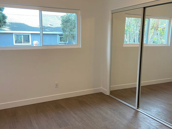 4th image of 2418 Vanderbilt Ln #H