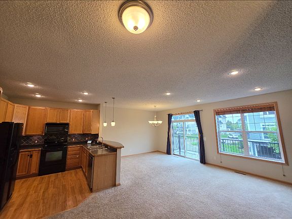 5th image of 15580 Early Bird Cir