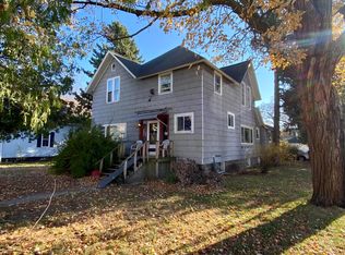 1231 Garfield Ave, Marinette, WI 54143