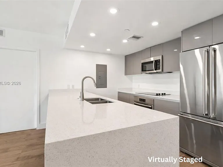 13800 Highland Dr #202 — Photo 17