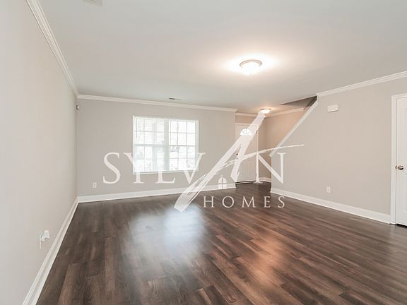 4th image of 516 Tarrington Dr