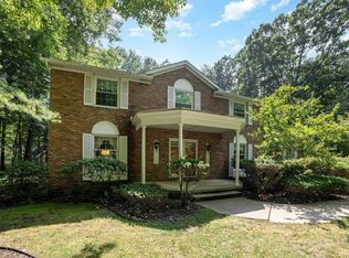 4601 Moorland Dr, Midland, MI