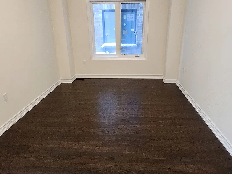 338 Fleetwood Dr — Photo 8