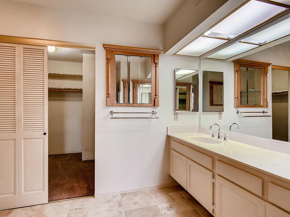 1st image of 2483 El Paseo Cir