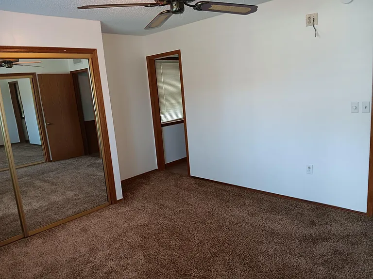5917 Burke Way — Photo 8