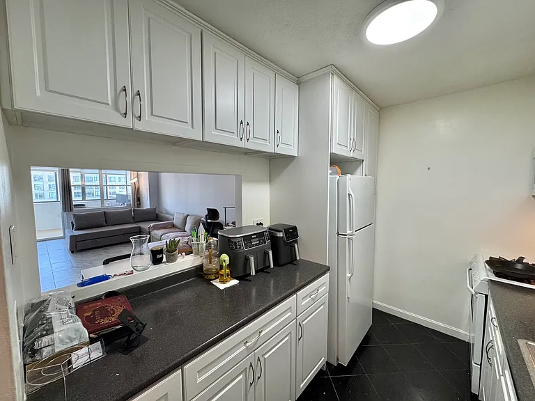 8 Whittier Pl #12F — Photo 21