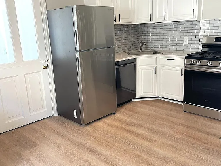 854 Summit Grove Ave — Photo 6