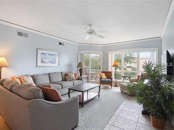 2nd image of 51 Ocean Ln APT 4401