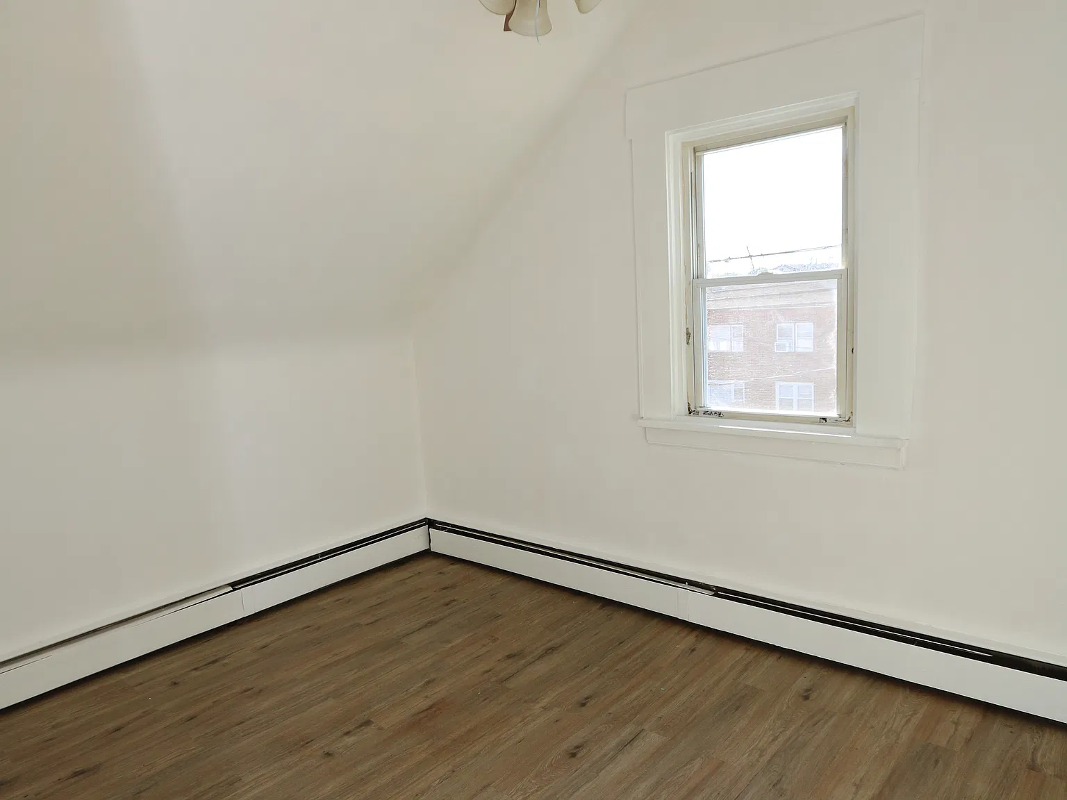2 bed, $2,100 — Photo 3