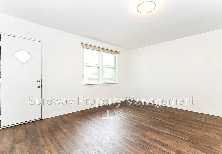 739 Pennsylvania Ave — Photo 3