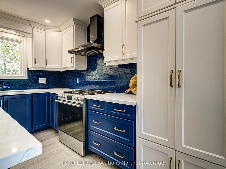 2 Maplewood Dr — Photo 14
