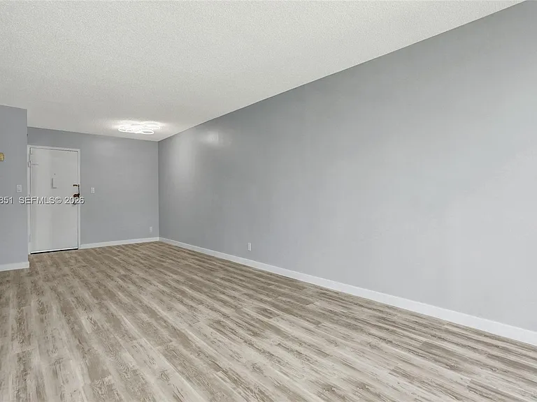 2000 Atlantic Shores Blvd #207 — Photo 8