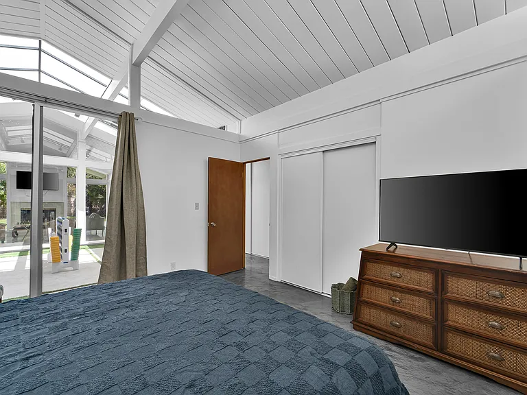 12600 Jimeno Ave — Photo 11
