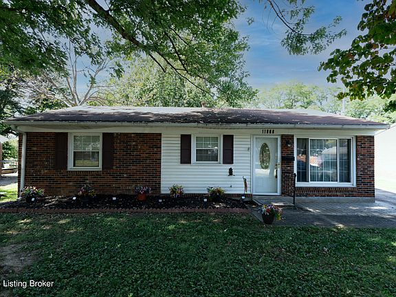2nd image of 11806 Mahogany Dr