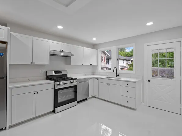114 Linderman Ave, Kingston, NY
