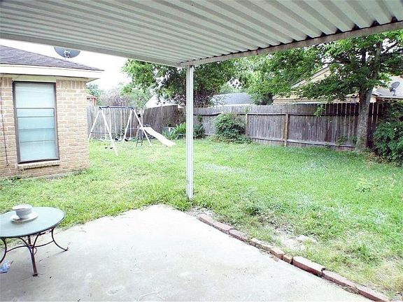 2nd image of 4311 Regency Villa Dr